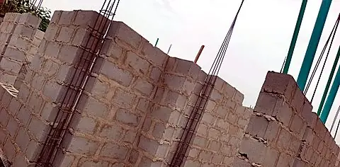 Blockwork with column reinforcement